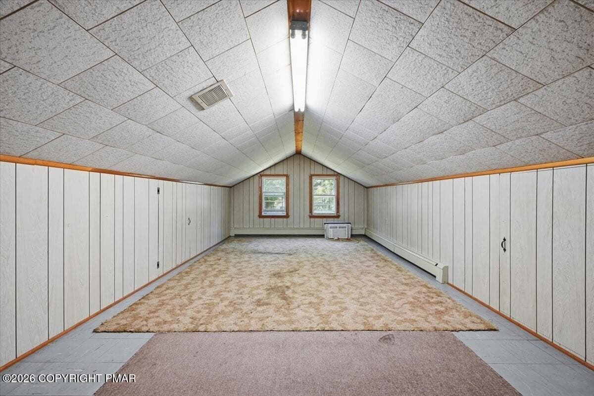 40 2nd floor room - 1000 Interchange Road, Gilbert, PA 18331, Gilbert