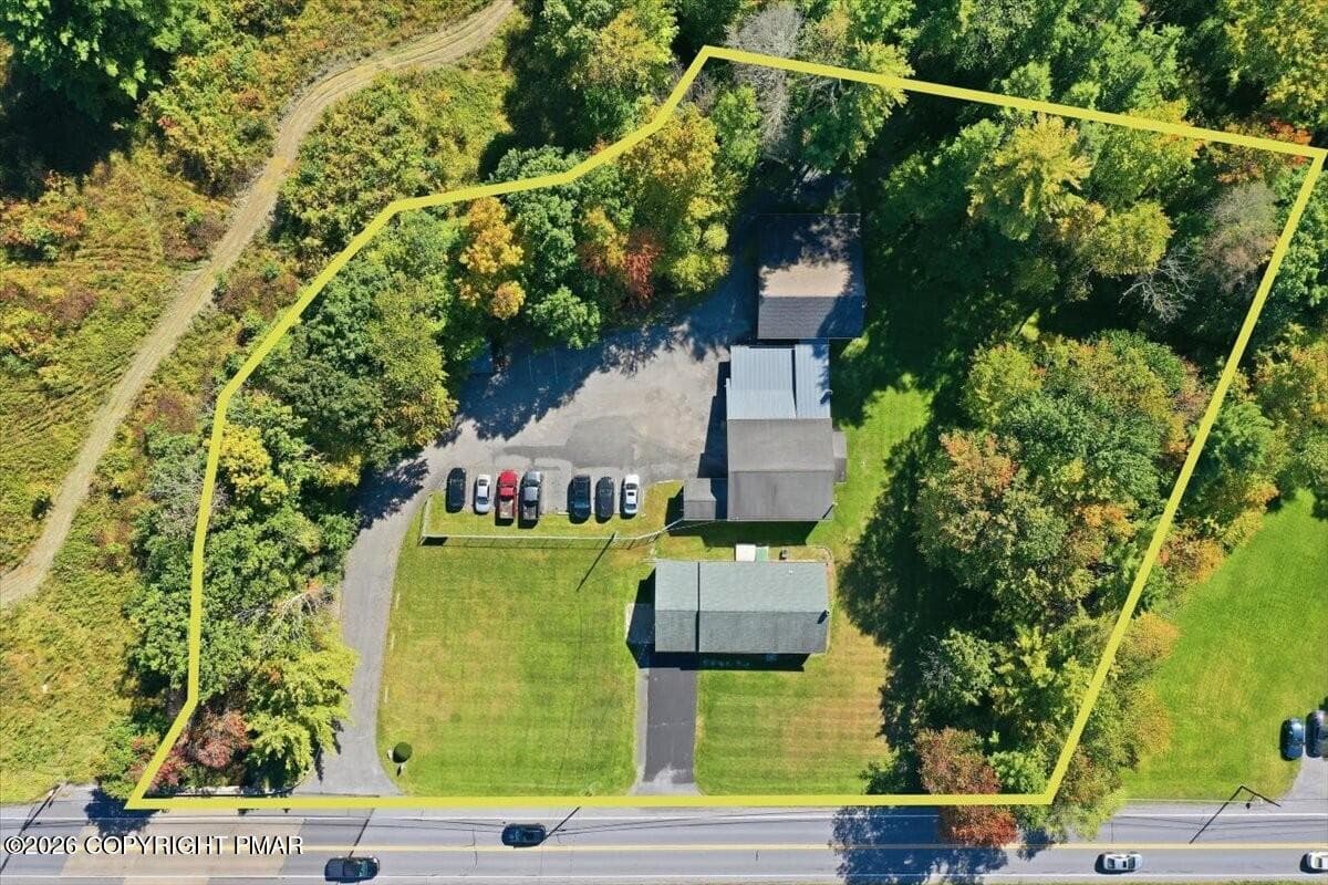 50 Overheard with Boundies - 1000 Interchange Road, Gilbert, PA 18331, Gilbert