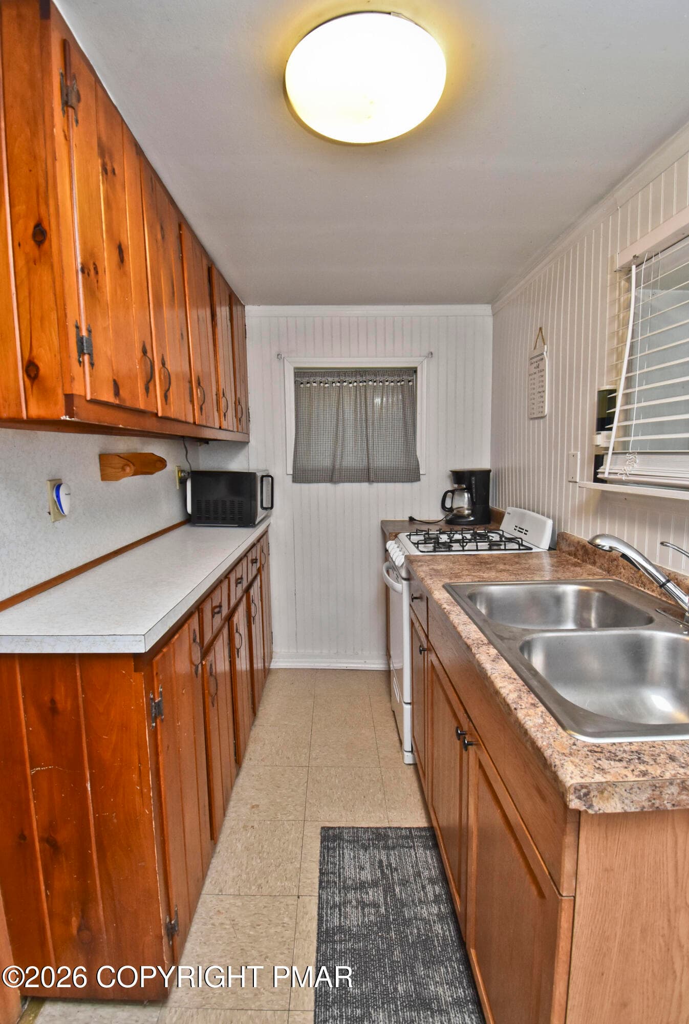 4 Carriage House Kitchen (1) - 271 Route 390, Tafton, PA 18464, Tafton