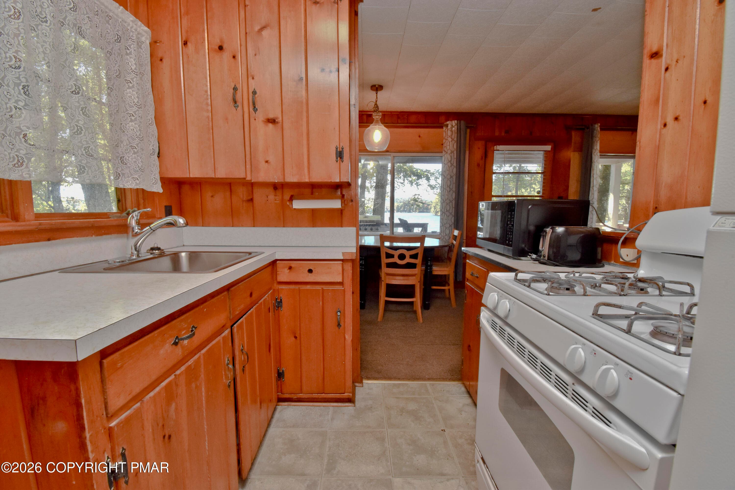 3 Cabin 5 Kitchen (3) - 271 Route 390, Tafton, PA 18464, Tafton
