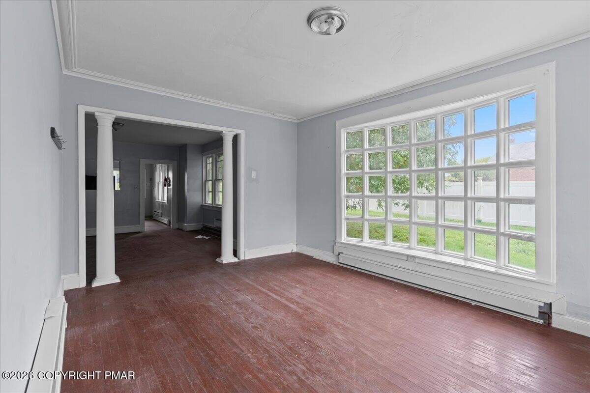 64-Right Apartment - 785 W Main Street, Plymouth, PA 18651, Plymouth