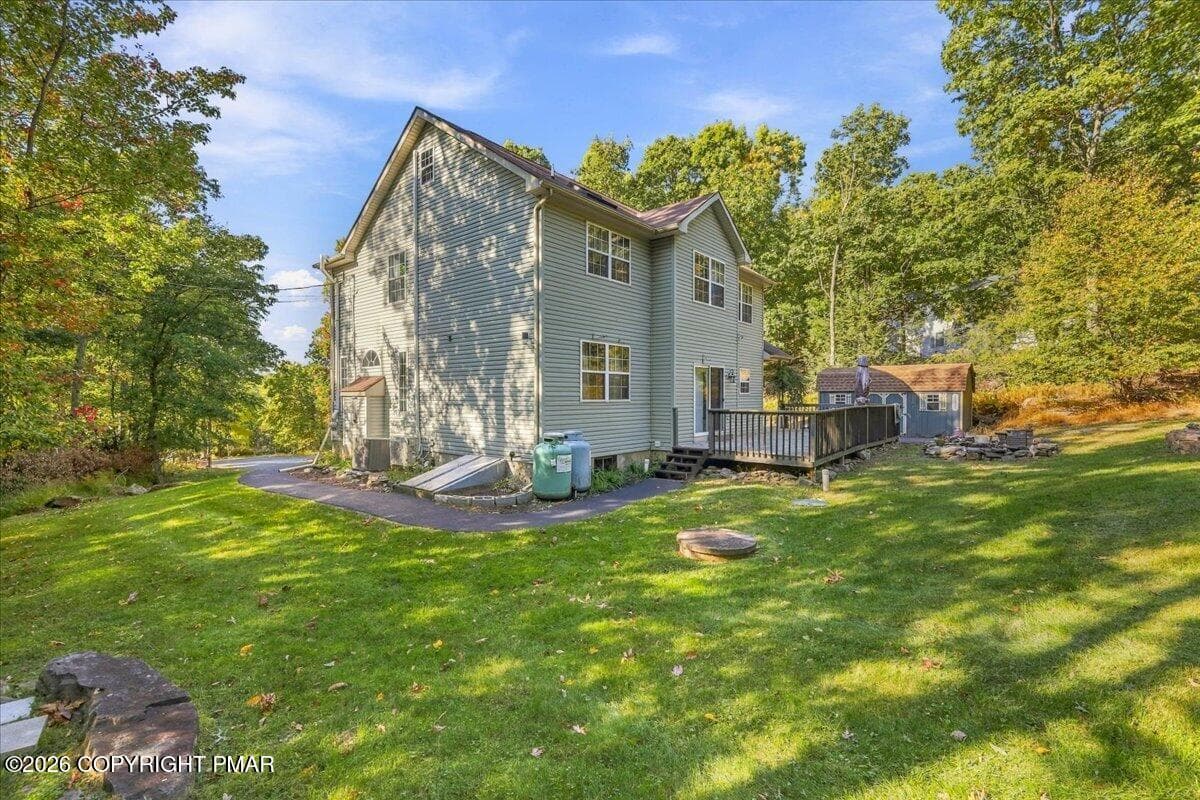 11-Photo-10 - 5191 Spring Drive, Swiftwater, PA 18370, Swiftwater