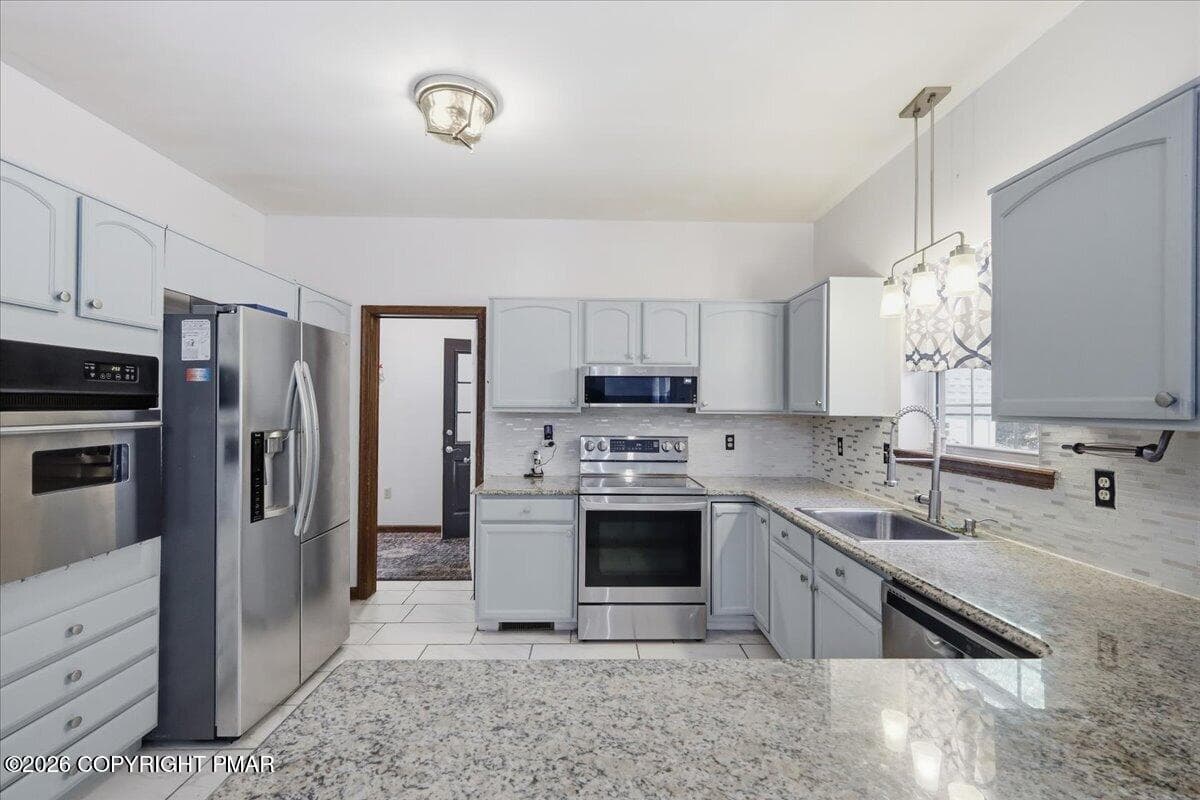 41-Photo-40 - 5191 Spring Drive, Swiftwater, PA 18370, Swiftwater