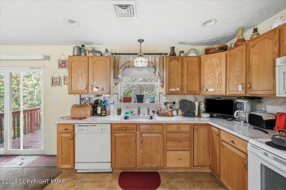 30-Photo-29 - 2137 Freedom Way, Pocono Summit, PA 18346, Pocono Summit