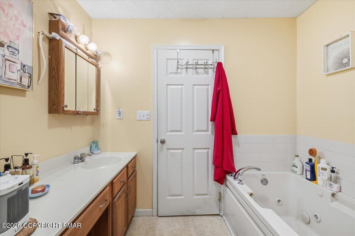 40-Photo-39 - 2137 Freedom Way, Pocono Summit, PA 18346, Pocono Summit
