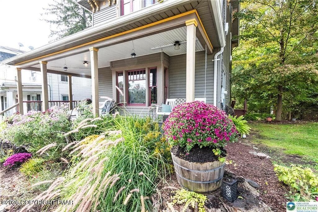 6 - 527 Delaware Avenue, Mount Bethel, PA 18343, Mount Bethel