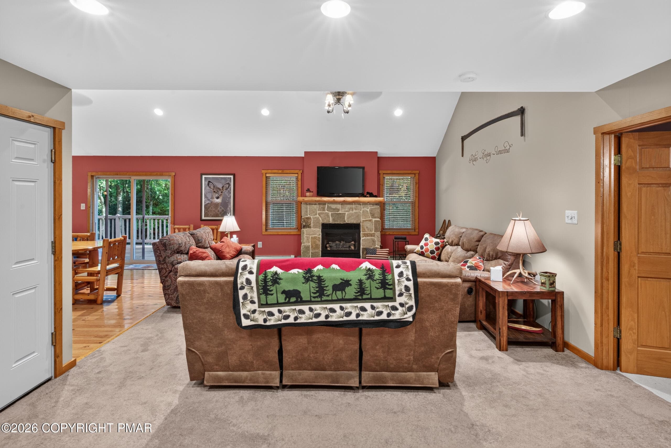 Entry - 31 Algonkin Road, Jim Thorpe, PA 18229, Jim Thorpe