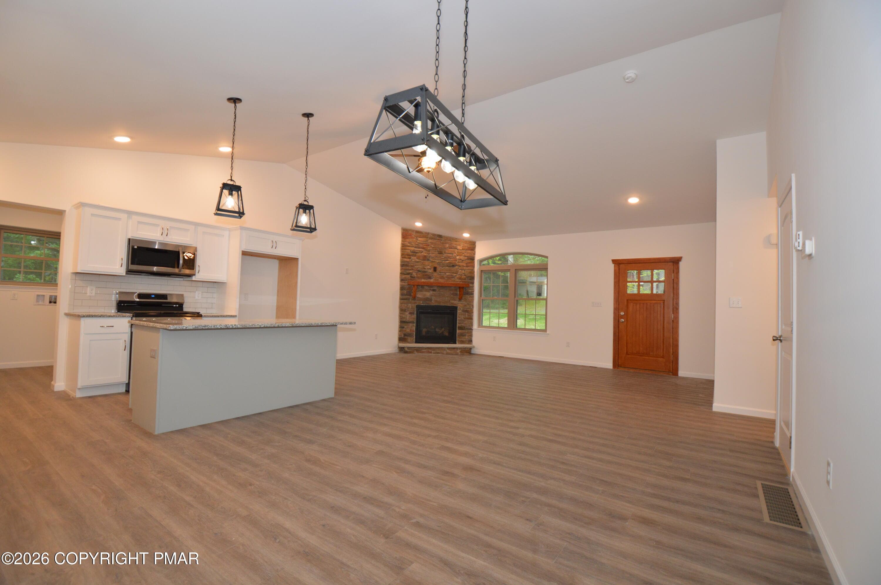 Kitchen/dining area/Living room - 120 Ozark Drive, Effort, PA 18330, Effort