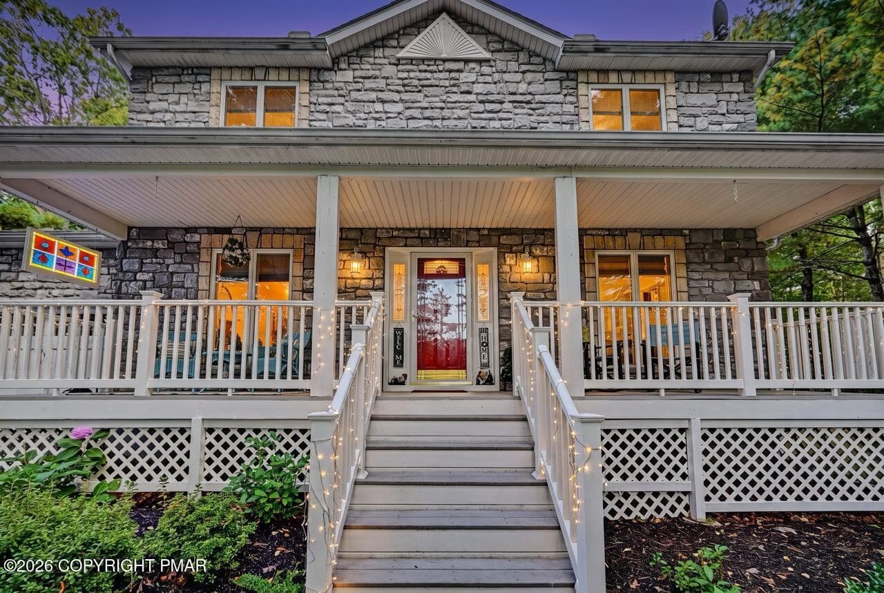 Front Entrance/Porch - 212 Fairfield Drive, Brodheadsville, PA 18322, Brodheadsville