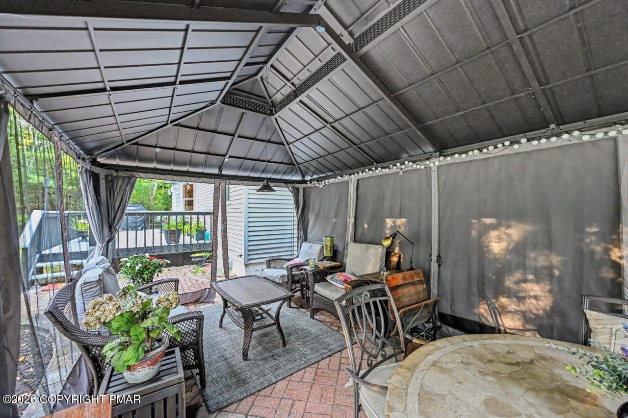 Covered Patio - 212 Fairfield Drive, Brodheadsville, PA 18322, Brodheadsville