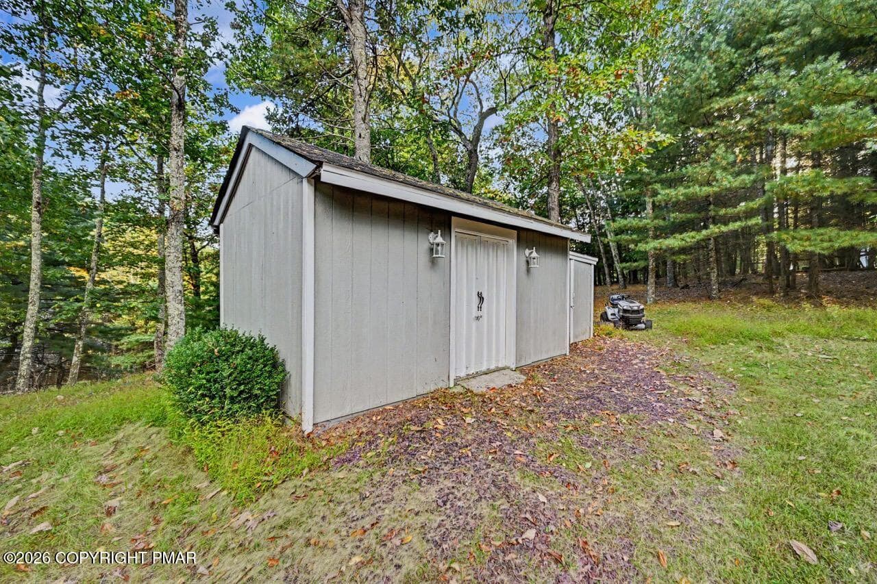 Storage Shed - 212 Fairfield Drive, Brodheadsville, PA 18322, Brodheadsville