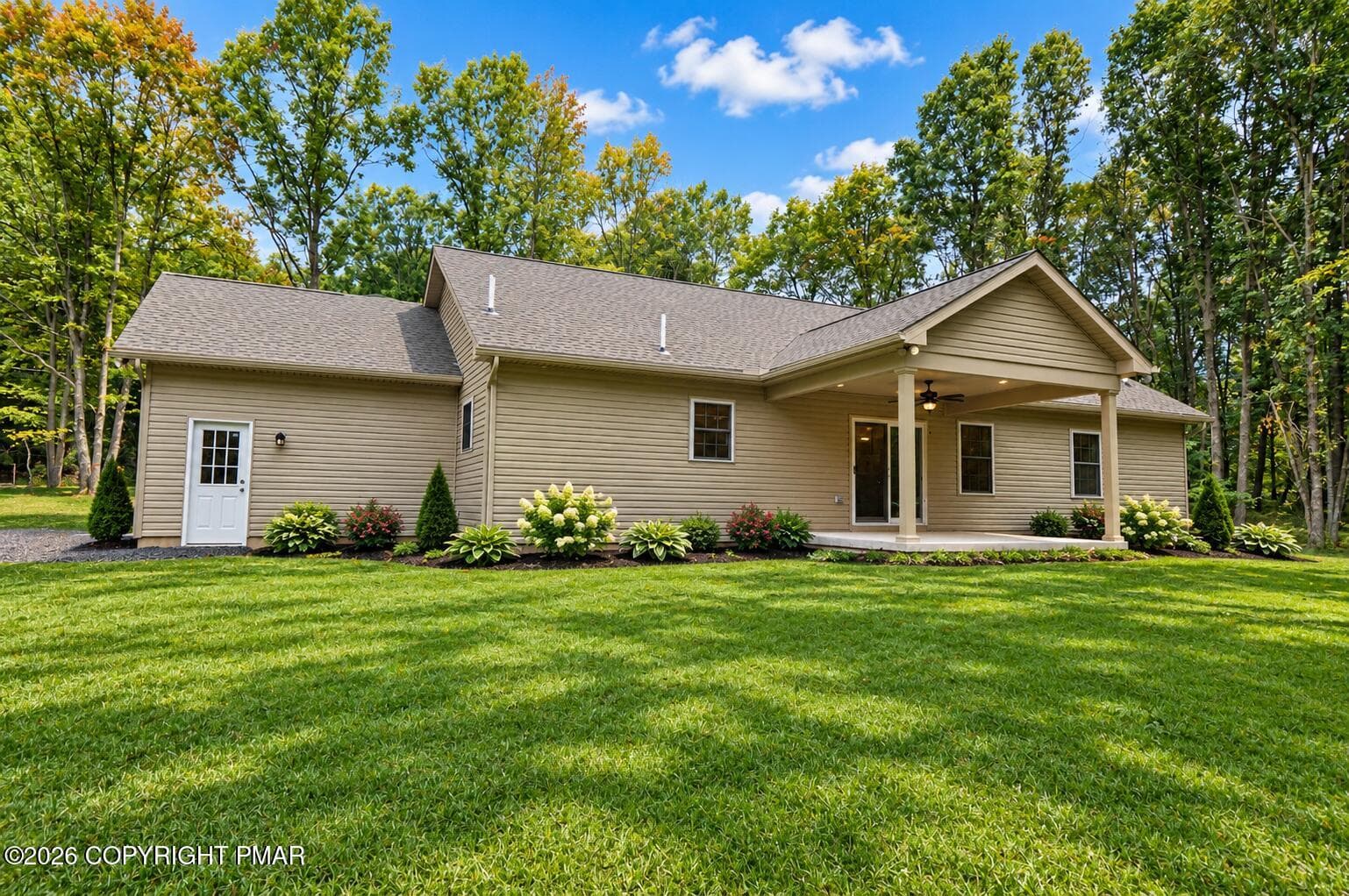 Back view - 120 Ozark Drive, Effort, PA 18330, Effort