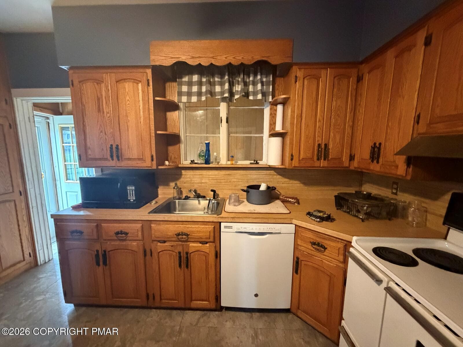 Dkitchen_001 - 34 S 14th Street, Kulpmont, PA 17834, Kulpmont