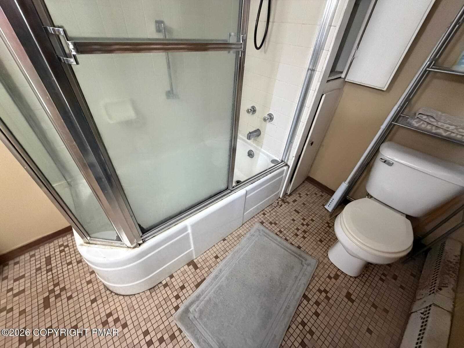 Ebathrooms_008 - 34 S 14th Street, Kulpmont, PA 17834, Kulpmont