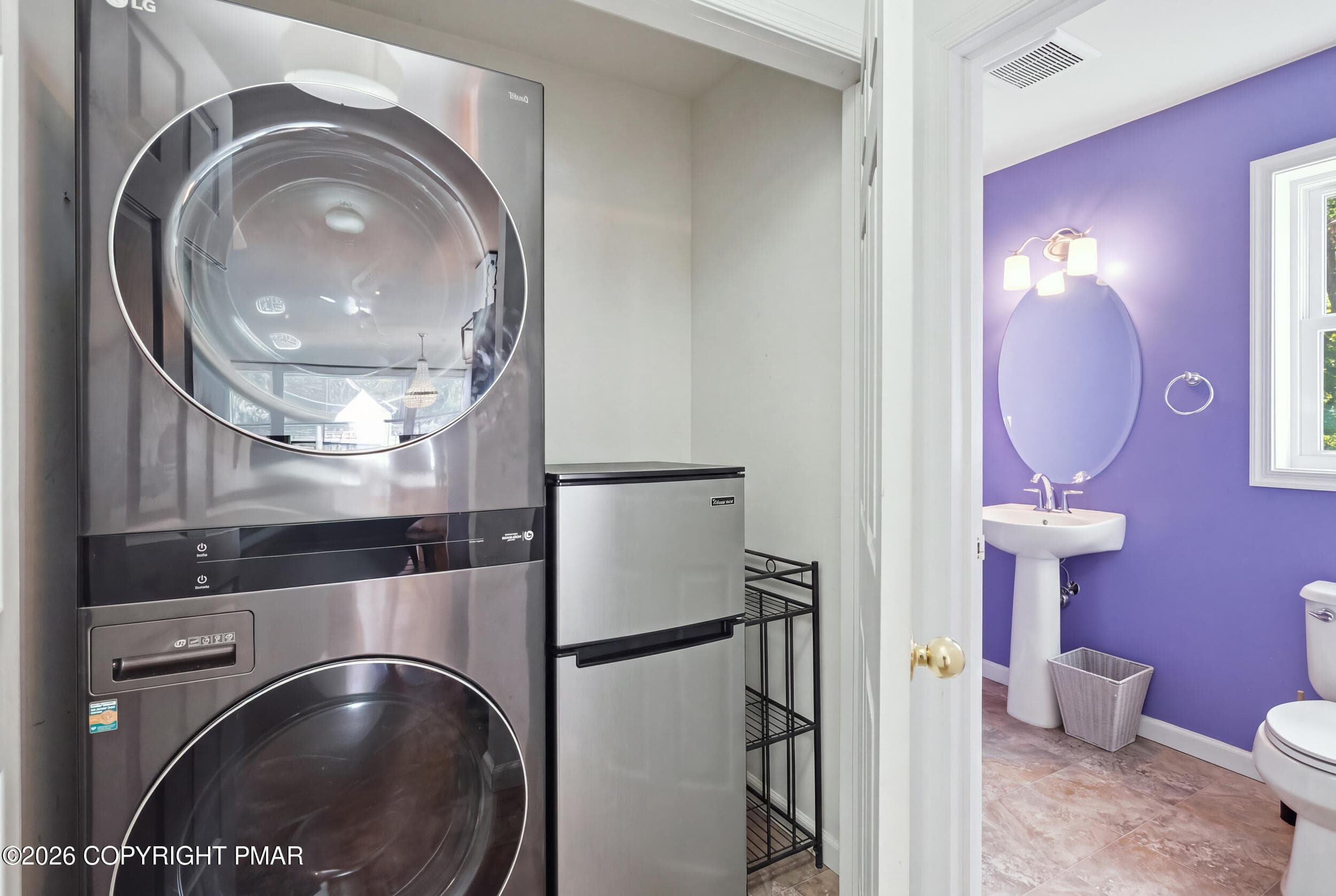laundry area - 135 American Way, East Stroudsburg, PA 18301, East Stroudsburg