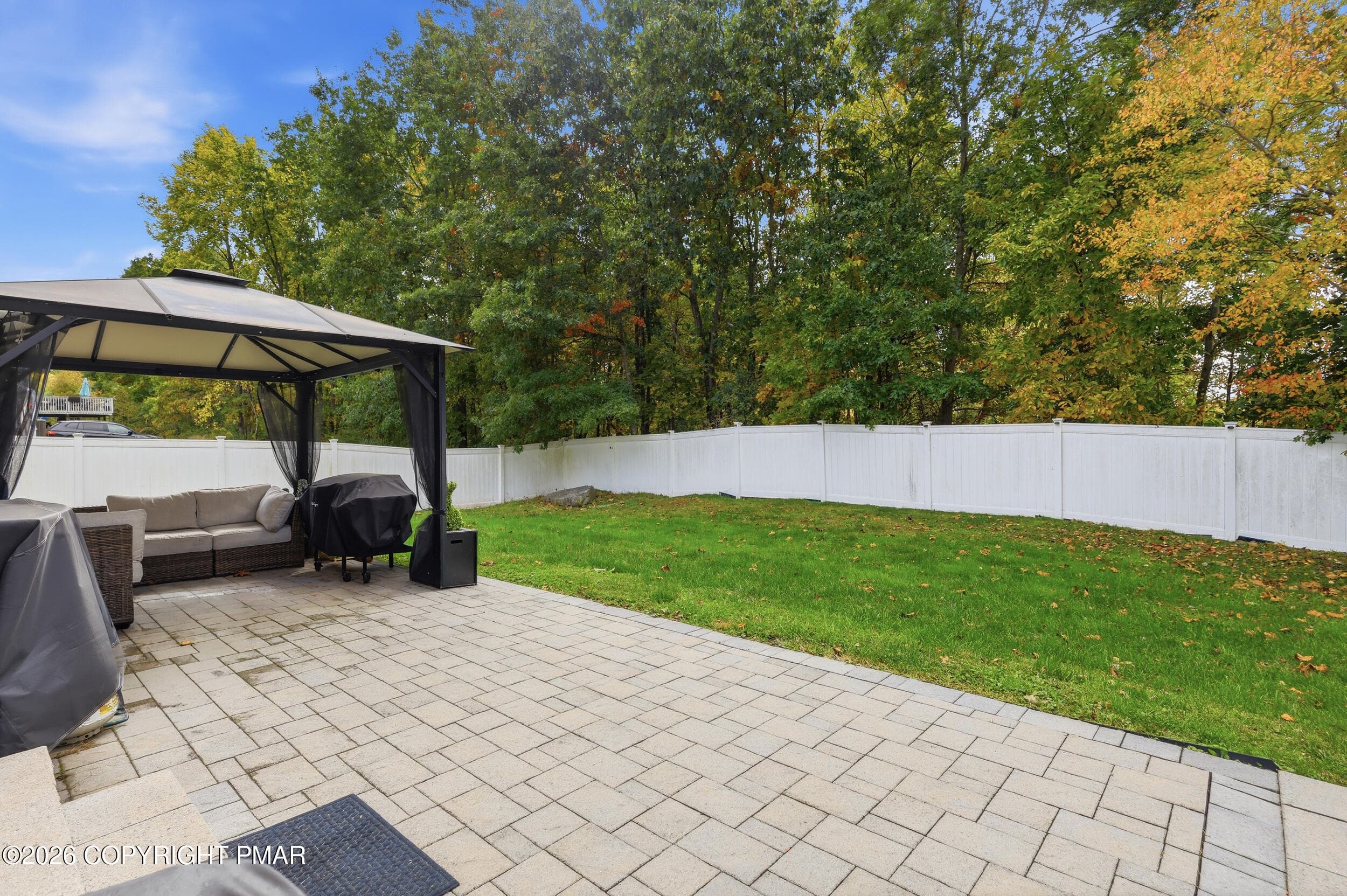 fenced yard - 135 American Way, East Stroudsburg, PA 18301, East Stroudsburg
