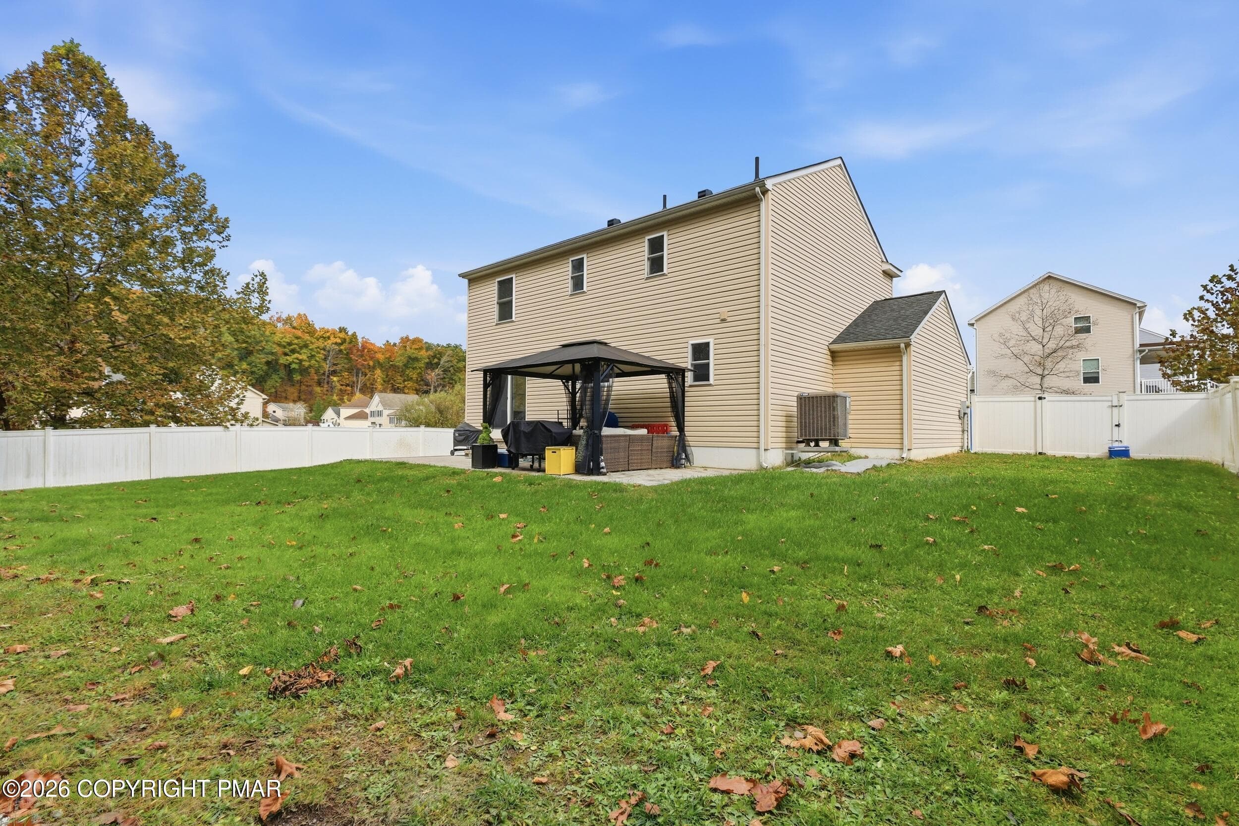 fenced yard - 135 American Way, East Stroudsburg, PA 18301, East Stroudsburg