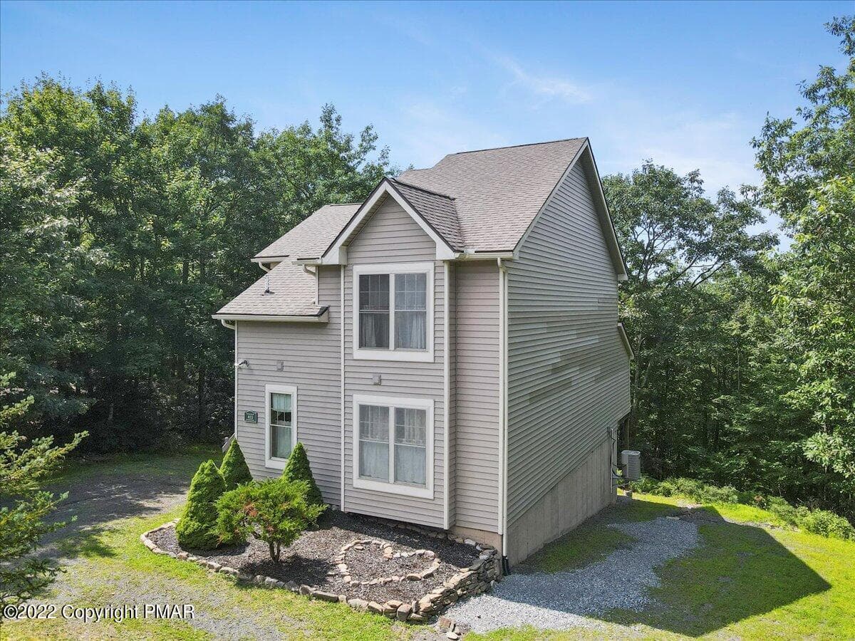 03-Photo_6816409_DJI_665_jpg_6329638_0_2 - 403 Upper Deer Valley Road, Tannersville, PA 18372, Tannersville