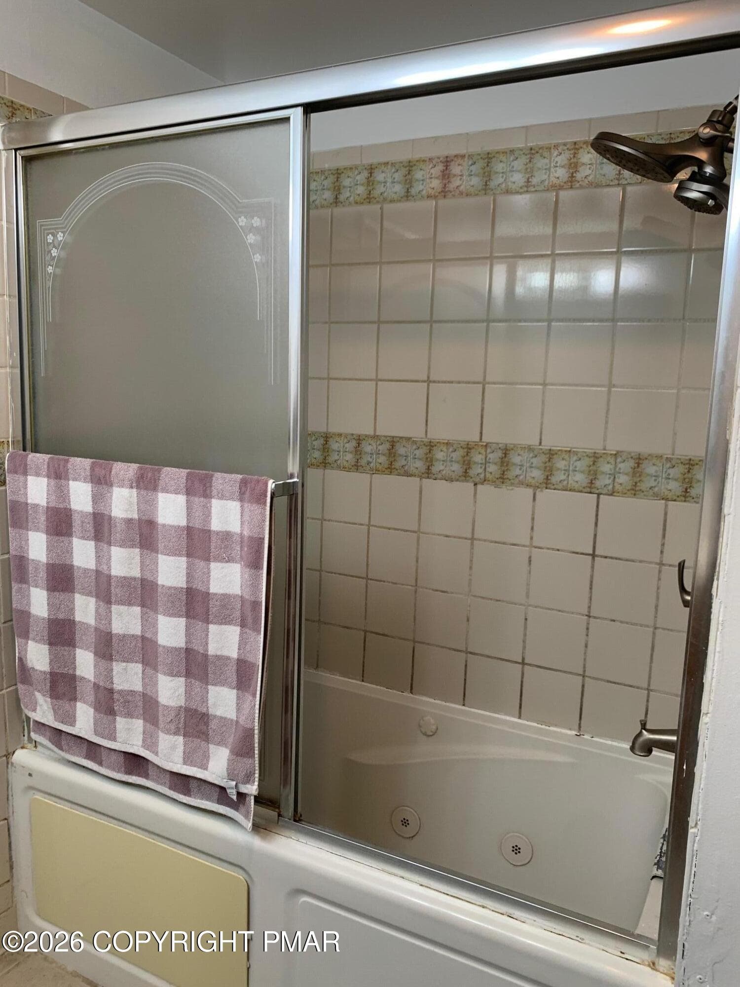 Main Bathroom - 5 Cobblewood Drive, Mount Pocono, PA 18344, Mount Pocono