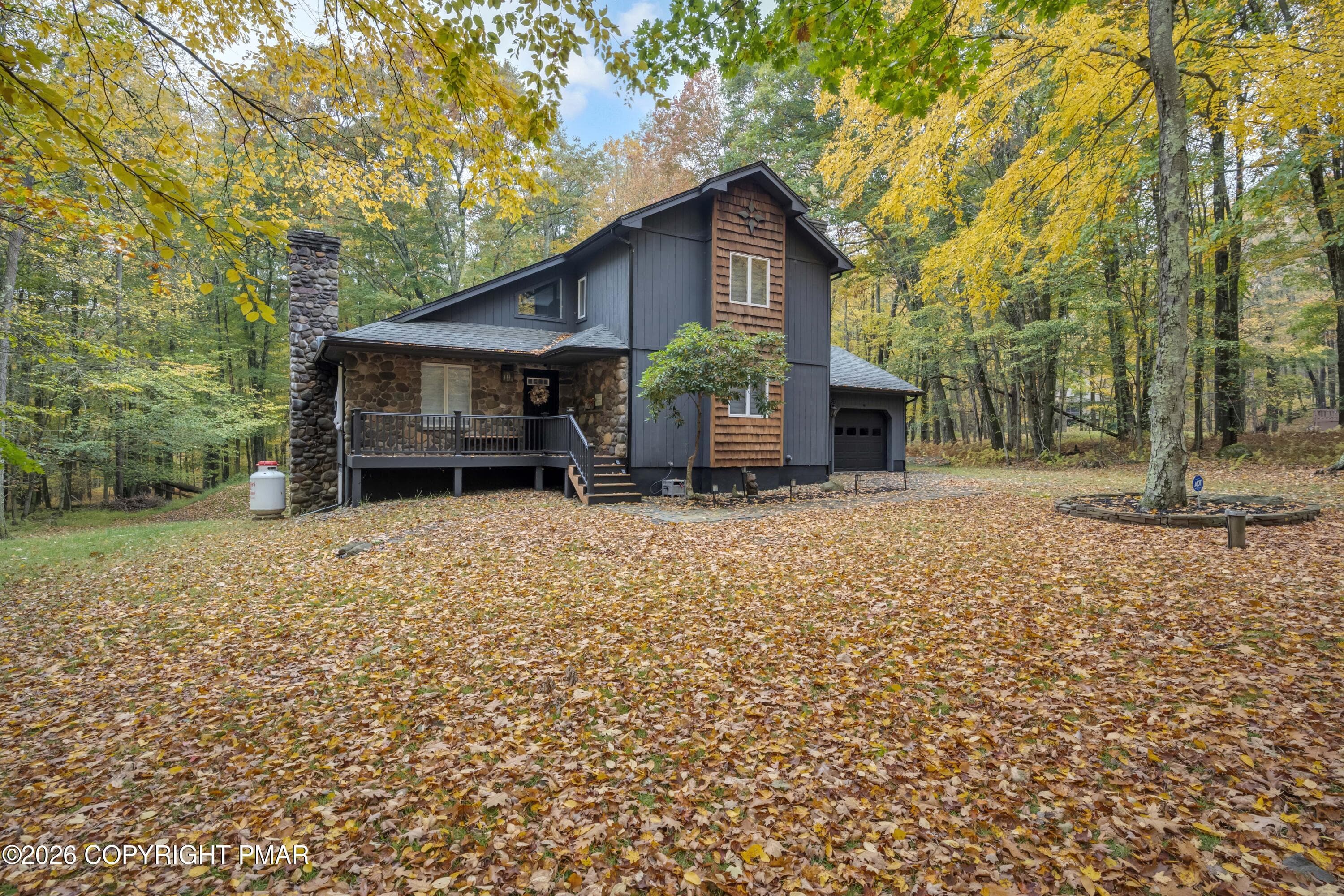 197 Tall Oak Drive, Pocono Lake, PA 18347