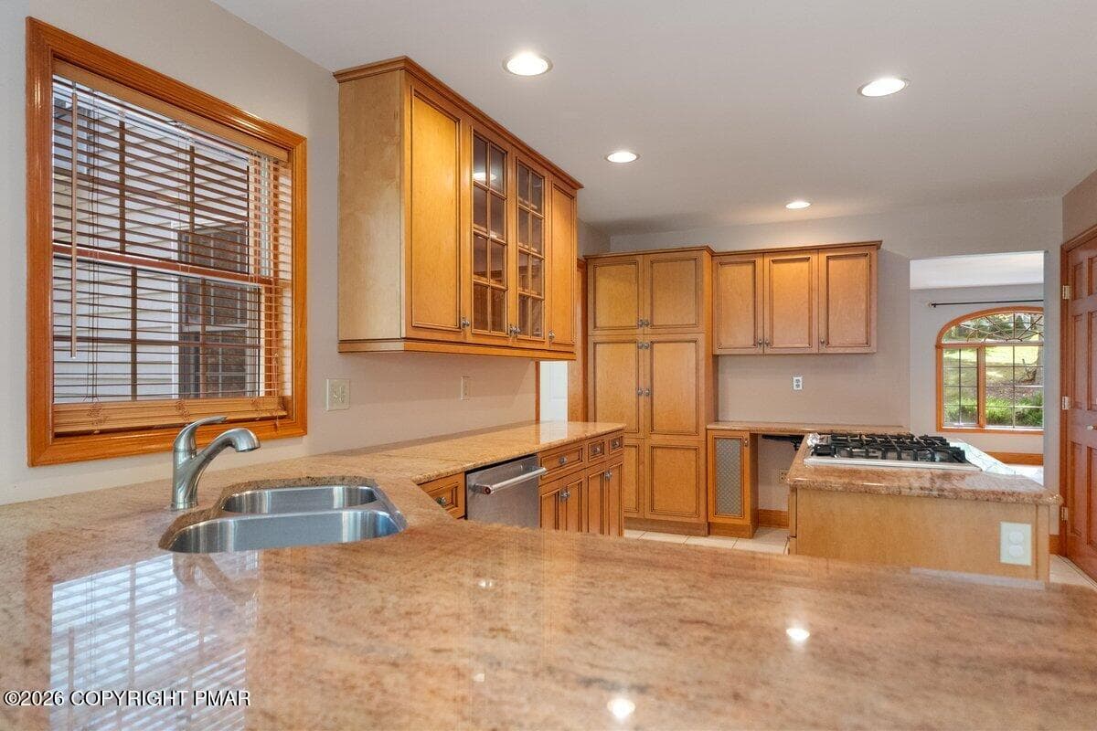 CRN07056 - 608 Washington Crossing, East Stroudsburg, PA 18301, East Stroudsburg