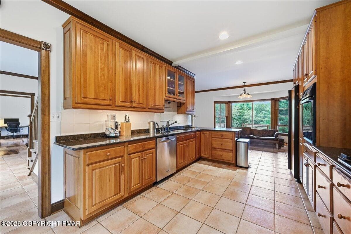 Kitchen - 441 Emery Road, Dingmans Ferry, PA 18328, Dingmans Ferry