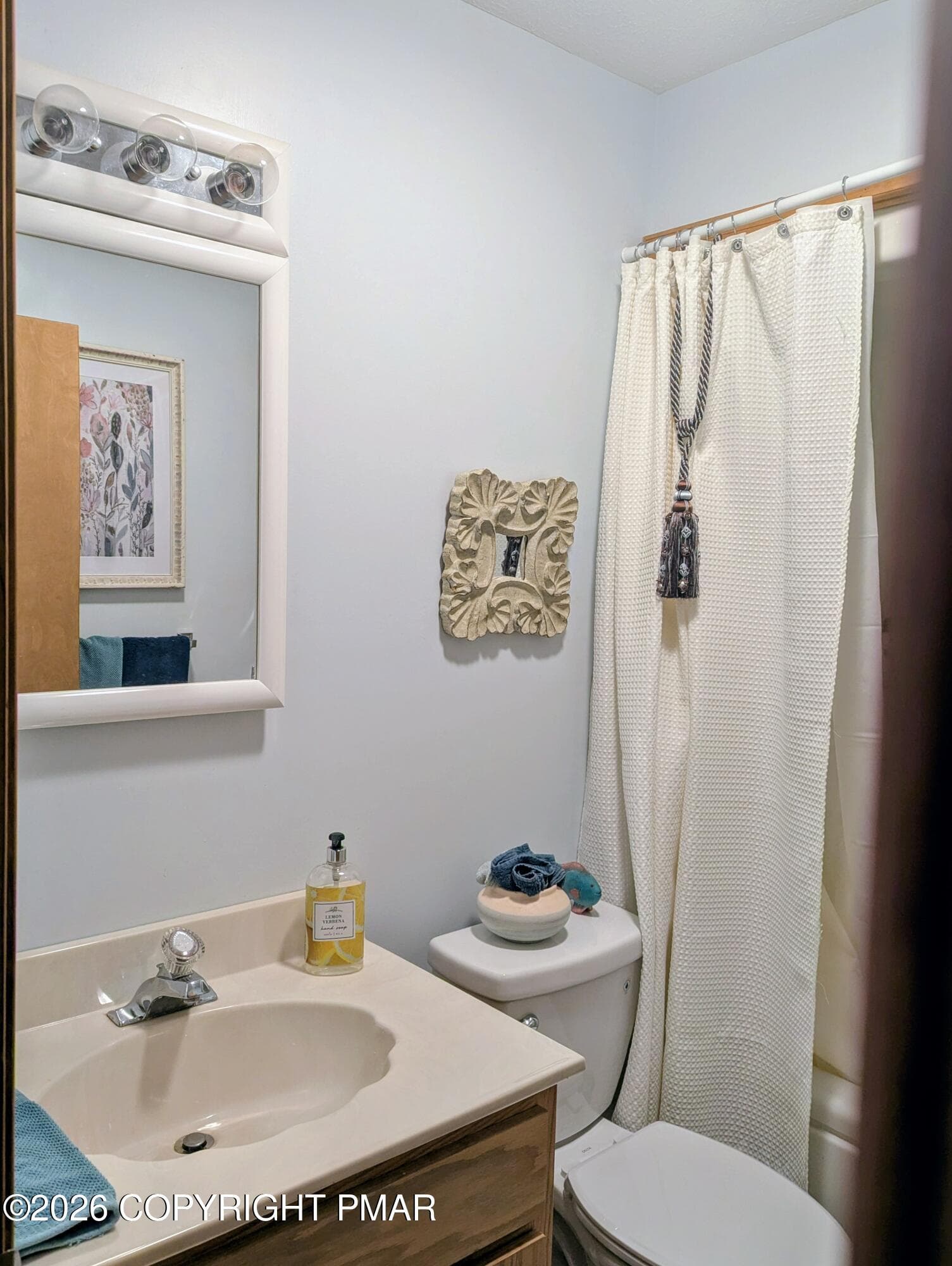 1ST FLOOR BATH - 57 Lyman Lane 57, Clifton Township, PA 18424