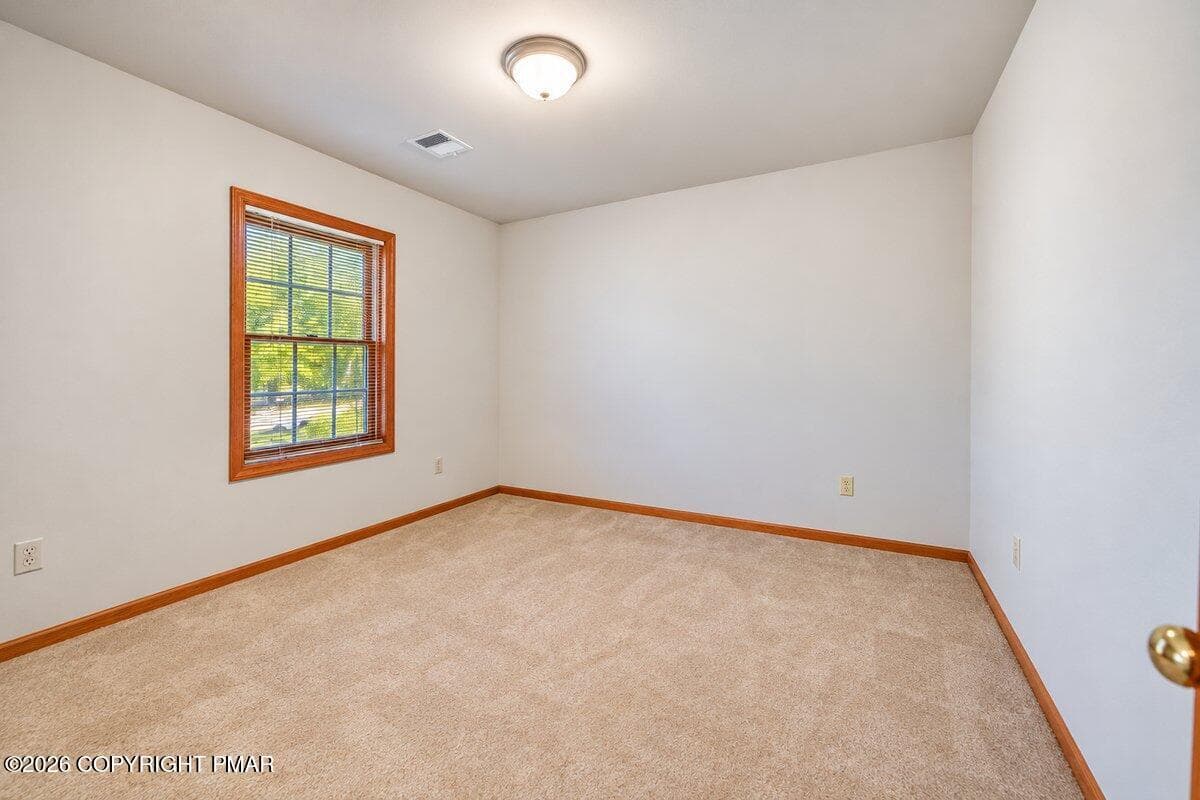 Bright Empty Room with Window and Warm L - 156 Spruce Run Drive, Dingmans Ferry, PA 18328, Dingmans Ferry