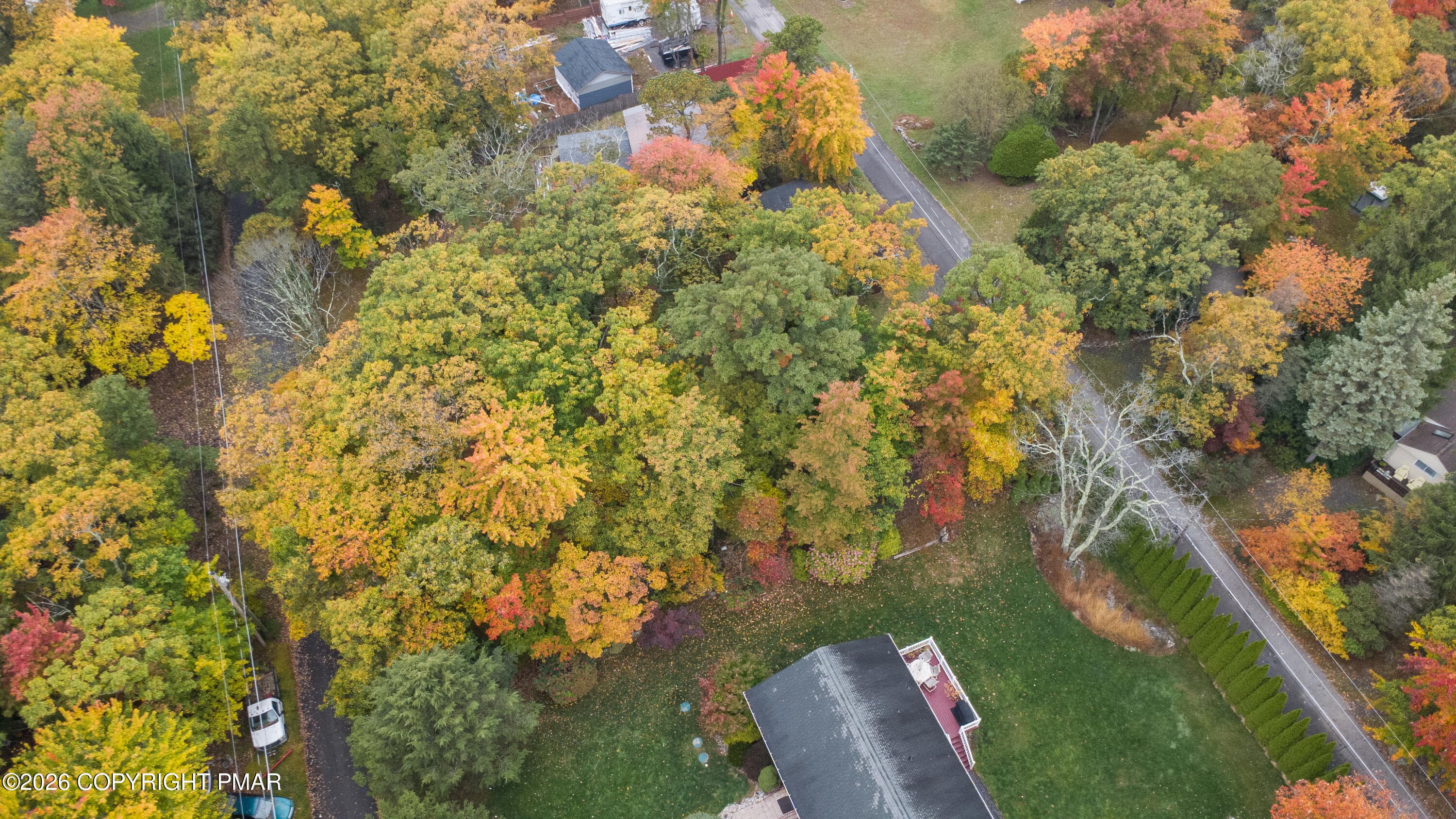 041-Lot-Aerial-Road-Context - 134 Buck Fever Trail, Scotrun, PA 18355, Scotrun