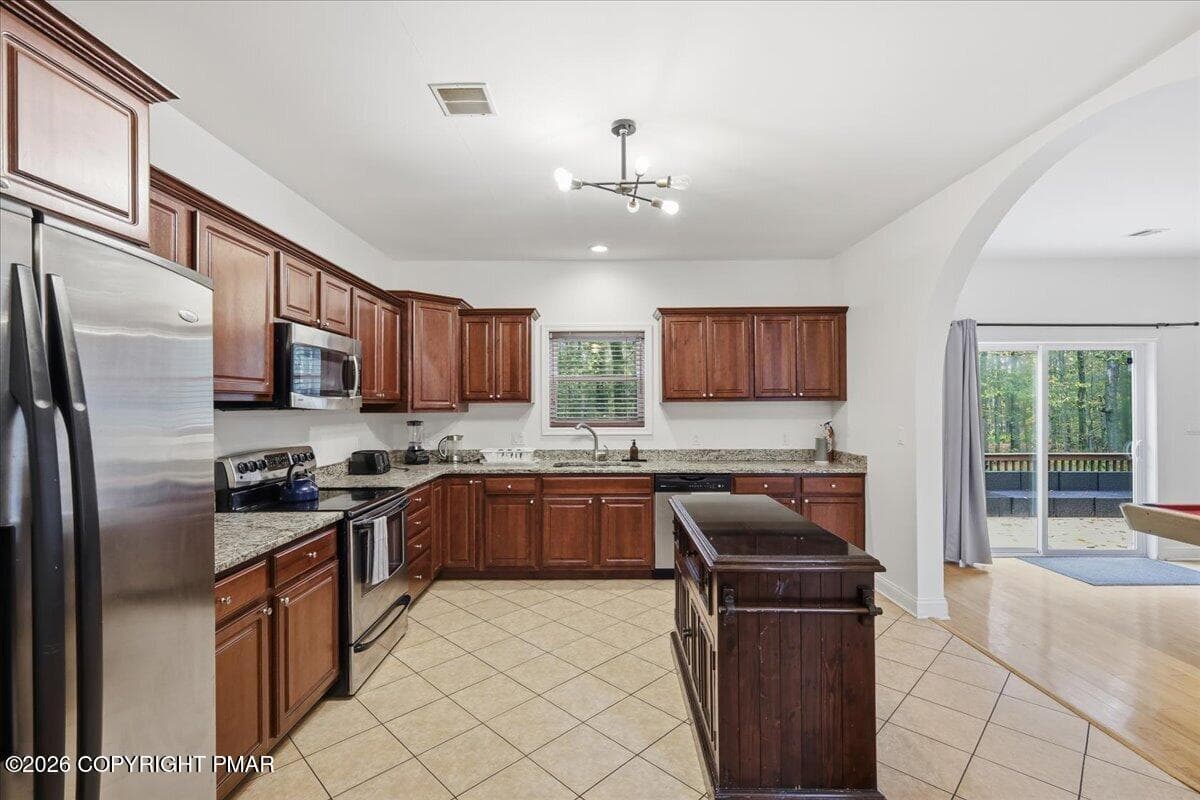 Kitchen - 4115 Rosetree Circle, Tobyhanna, PA 18466, Tobyhanna