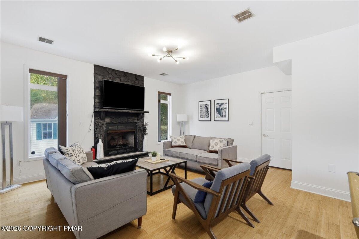 Living Room - 4115 Rosetree Circle, Tobyhanna, PA 18466, Tobyhanna