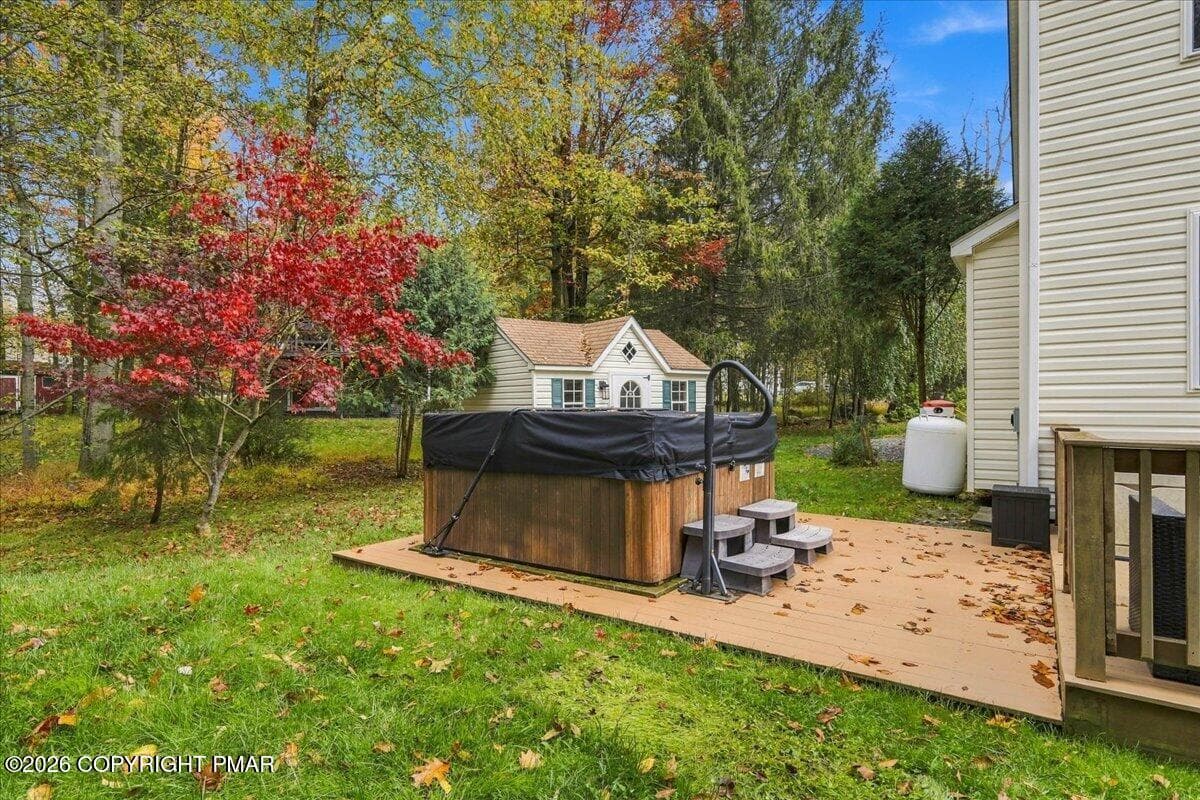 Hot Tub - 4115 Rosetree Circle, Tobyhanna, PA 18466, Tobyhanna