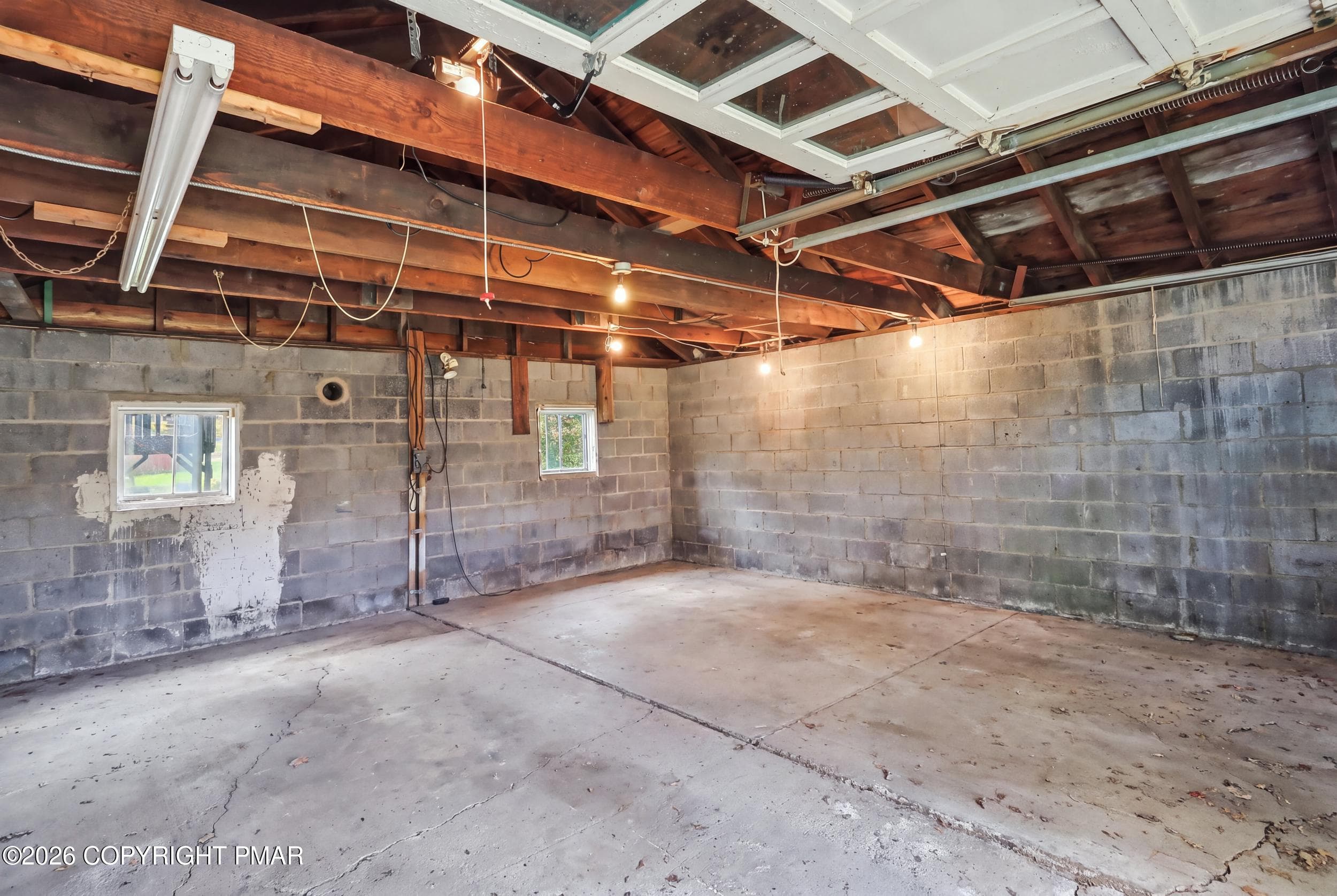 Garage - 1615 Church Street, Tobyhanna, PA 18466, Tobyhanna