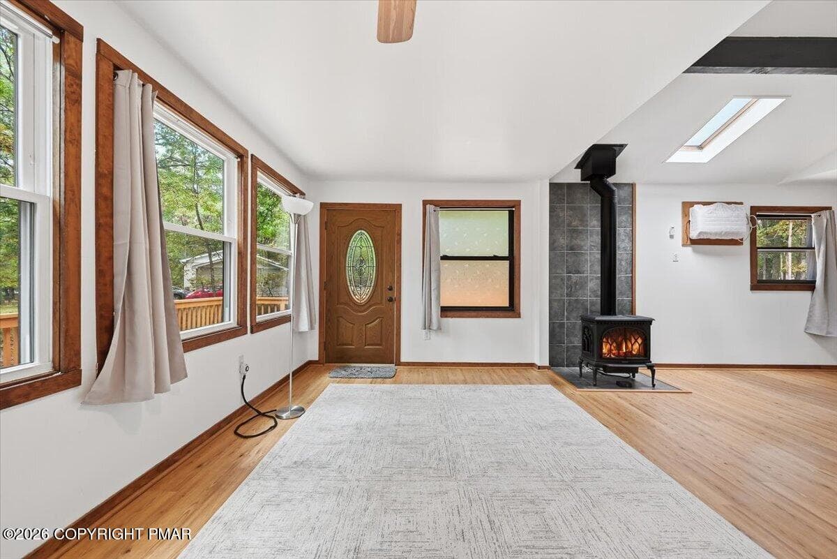 Propane Stove - 548 Adie Drive, Effort, PA 18330, Effort