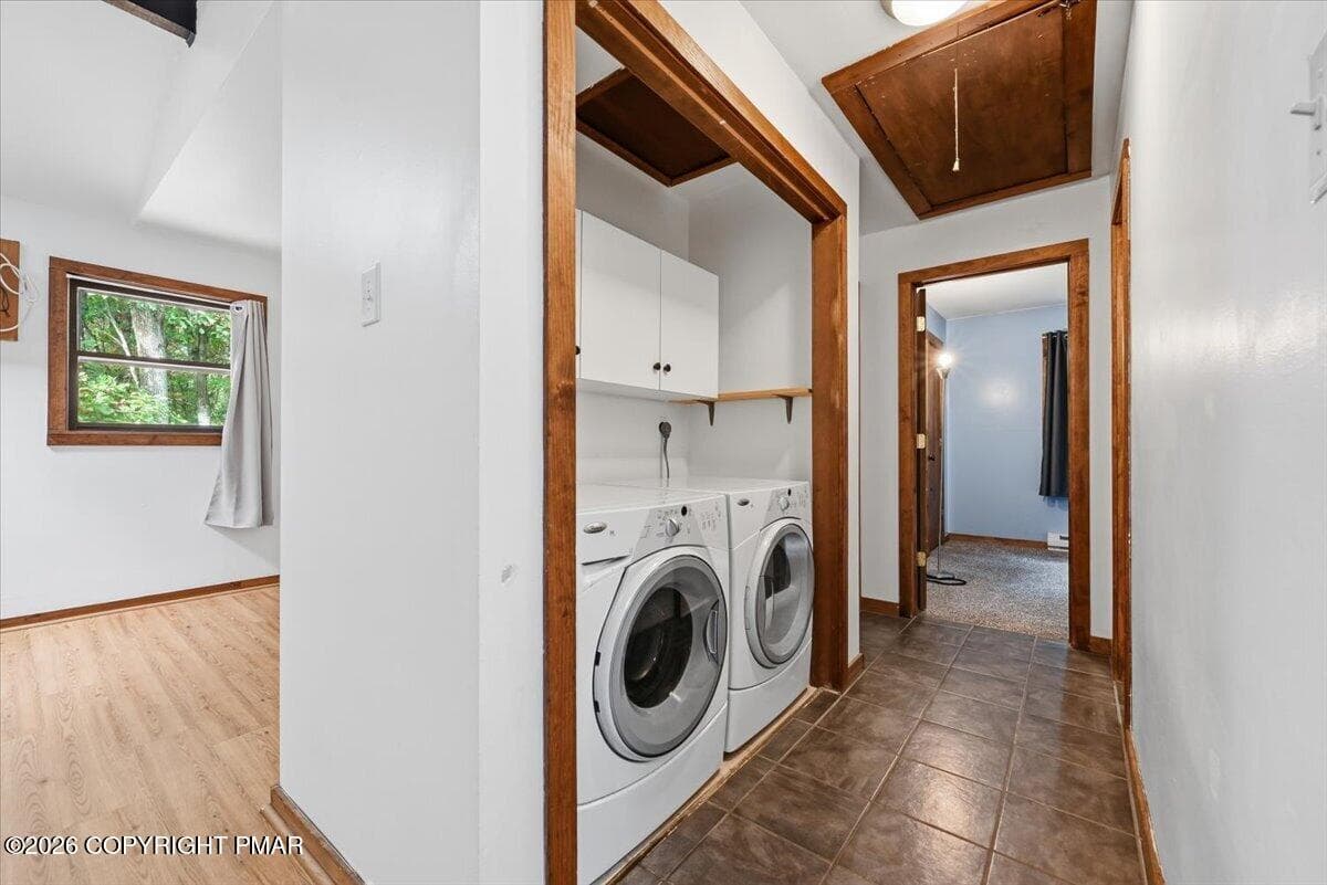 Laundry - 548 Adie Drive, Effort, PA 18330, Effort