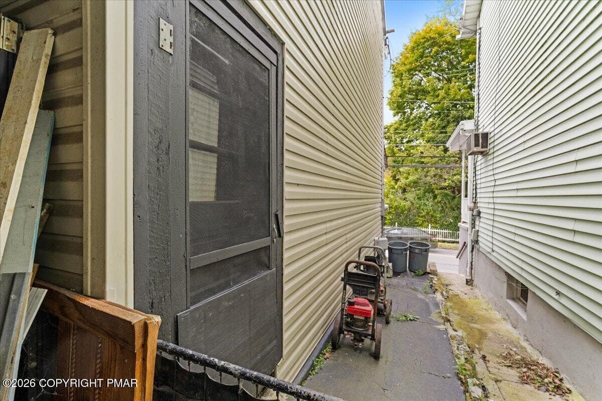 13-DSC03608 - 433 Nichols Street, Pottsville, PA 17901, Pottsville