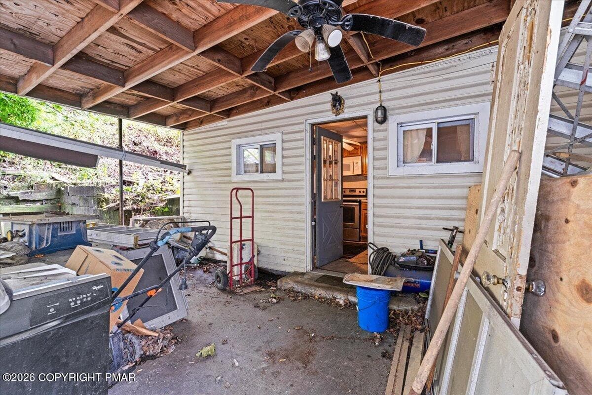 04-DSC03611 - 433 Nichols Street, Pottsville, PA 17901, Pottsville