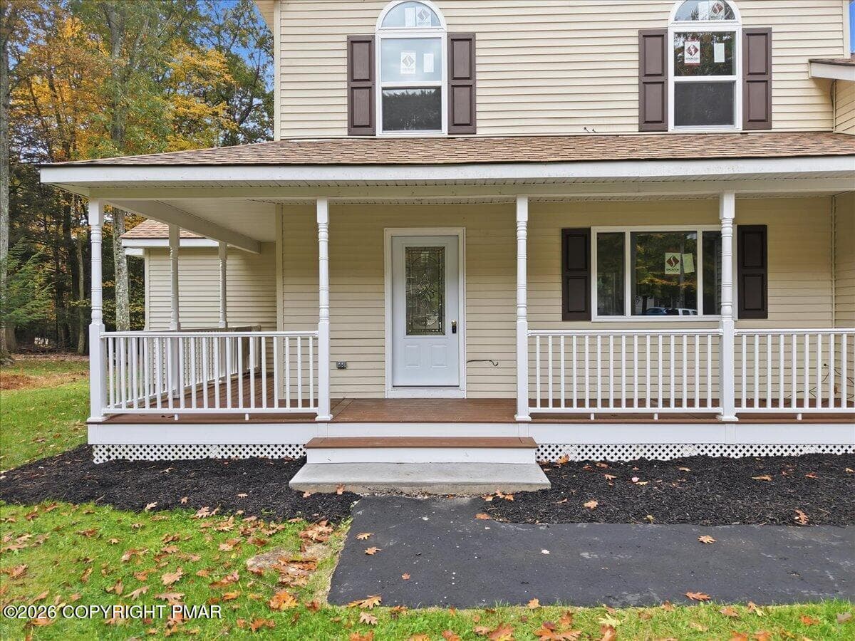 CLOSEUP - 1131 Thunder Drive, Pocono Summit, PA 18346