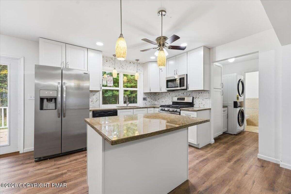 KITCHEN - 1131 Thunder Drive, Pocono Summit, PA 18346