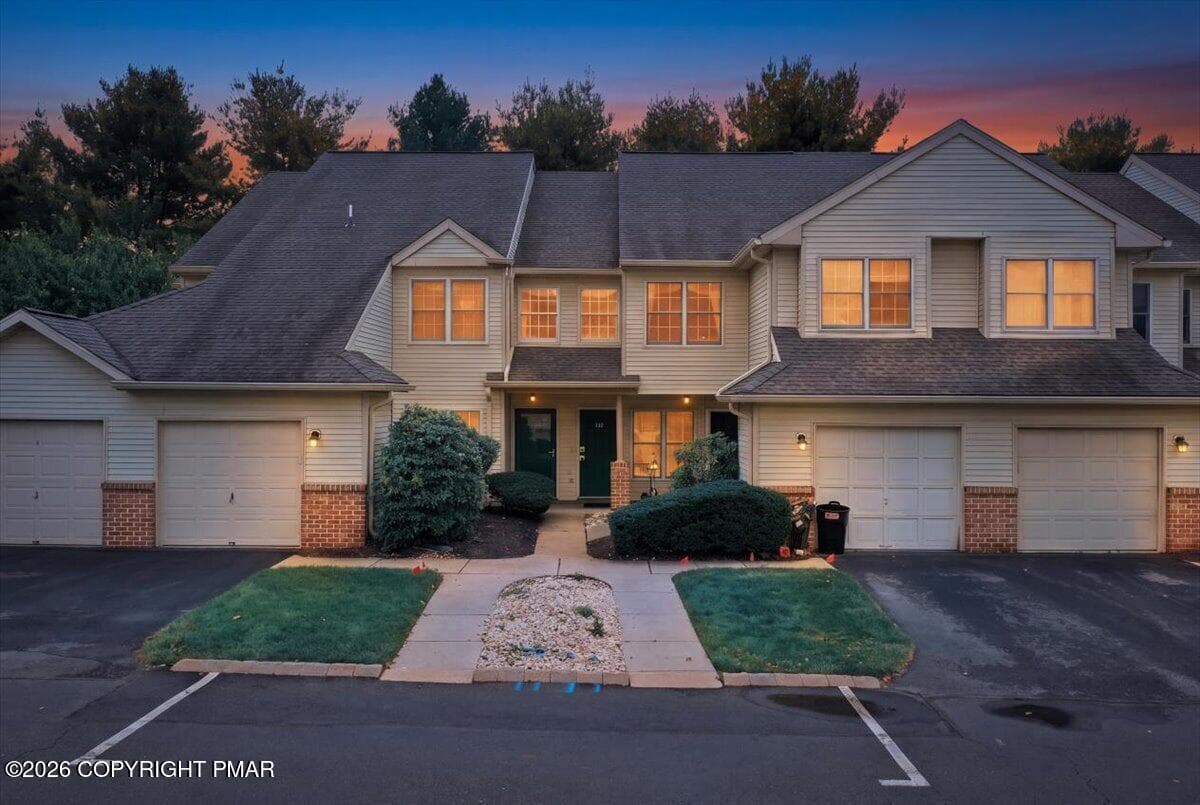 03-112_Lindfield_Cir_001 - 112 Lindfield Circle, Macungie, PA 18062, Macungie