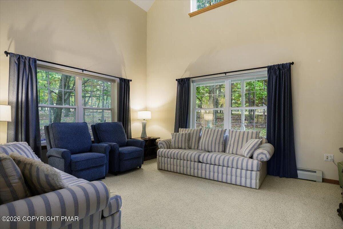 14-Living Room - 250 Hummingbird Trail, Bushkill, PA 18324, Bushkill