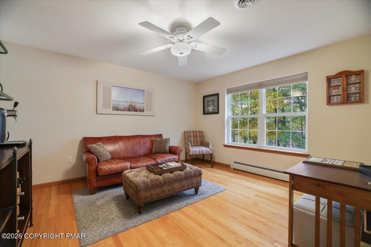 16-Bonus Room - 250 Hummingbird Trail, Bushkill, PA 18324, Bushkill