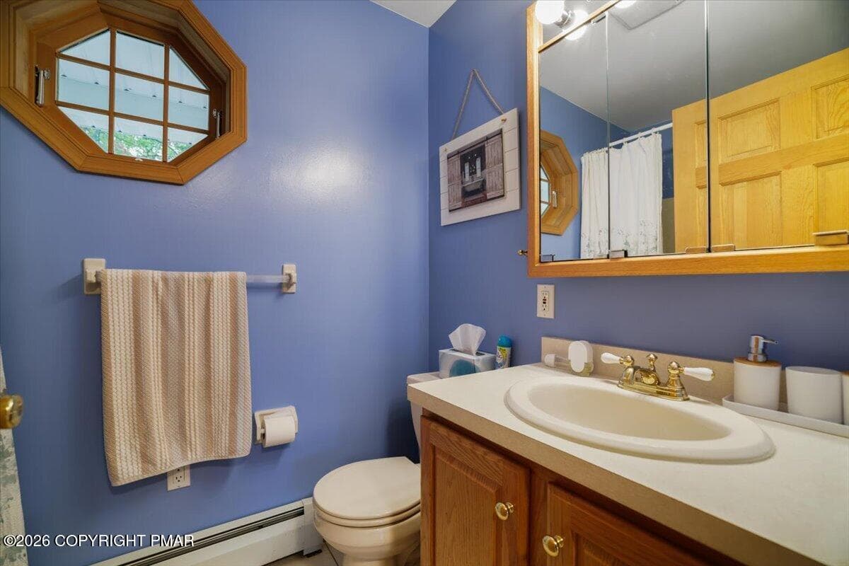 17-Bathroom 1 - 250 Hummingbird Trail, Bushkill, PA 18324, Bushkill