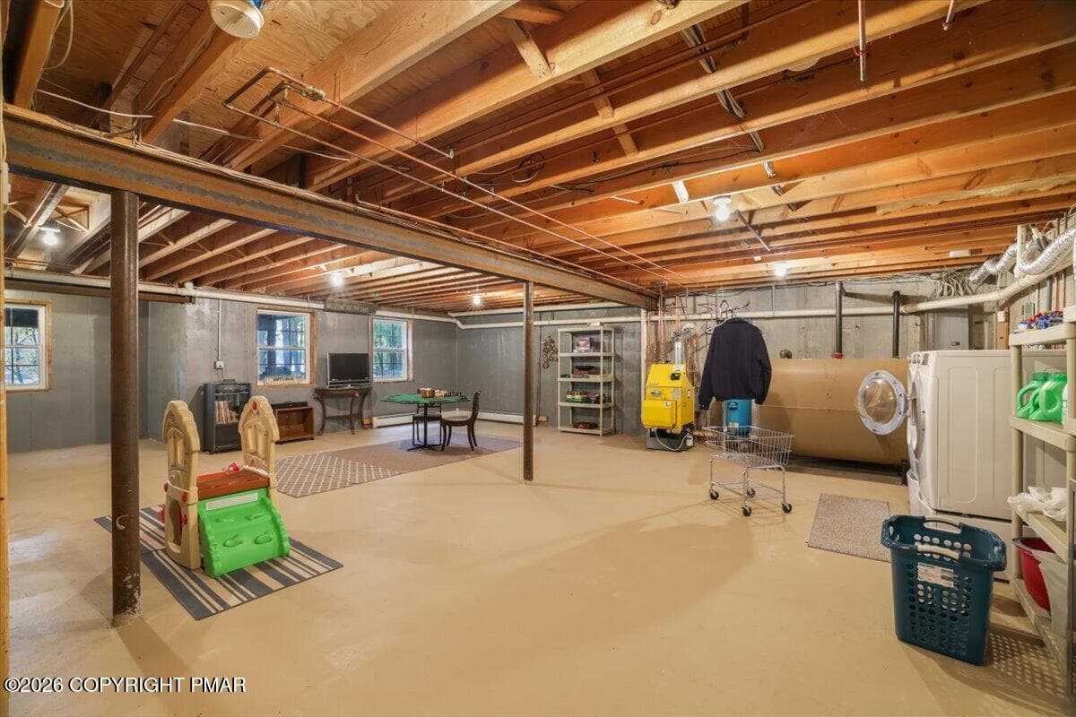 30-Basement - 250 Hummingbird Trail, Bushkill, PA 18324, Bushkill