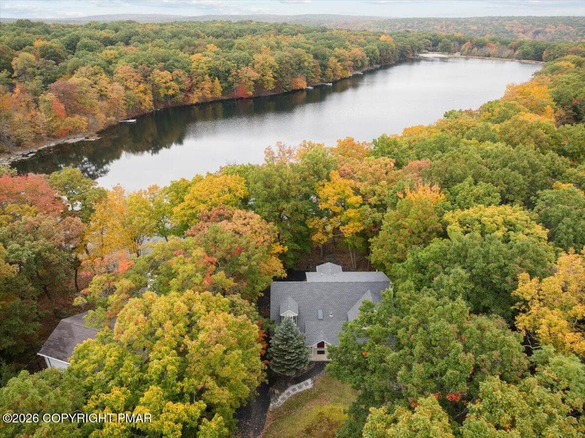 42-Lake - 250 Hummingbird Trail, Bushkill, PA 18324, Bushkill