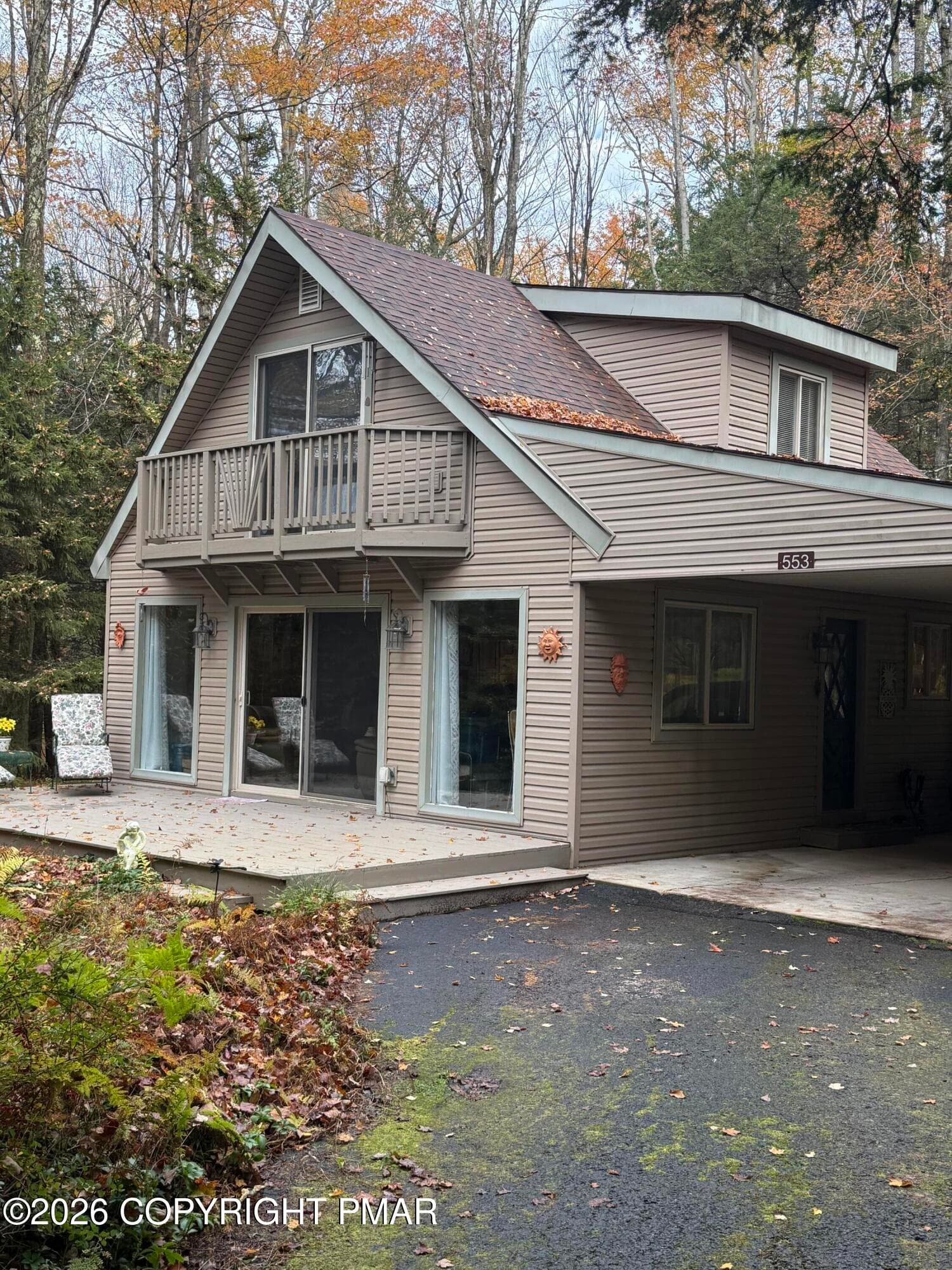 553 Sir Jeoffrey Court, Pocono Lake, PA 18347