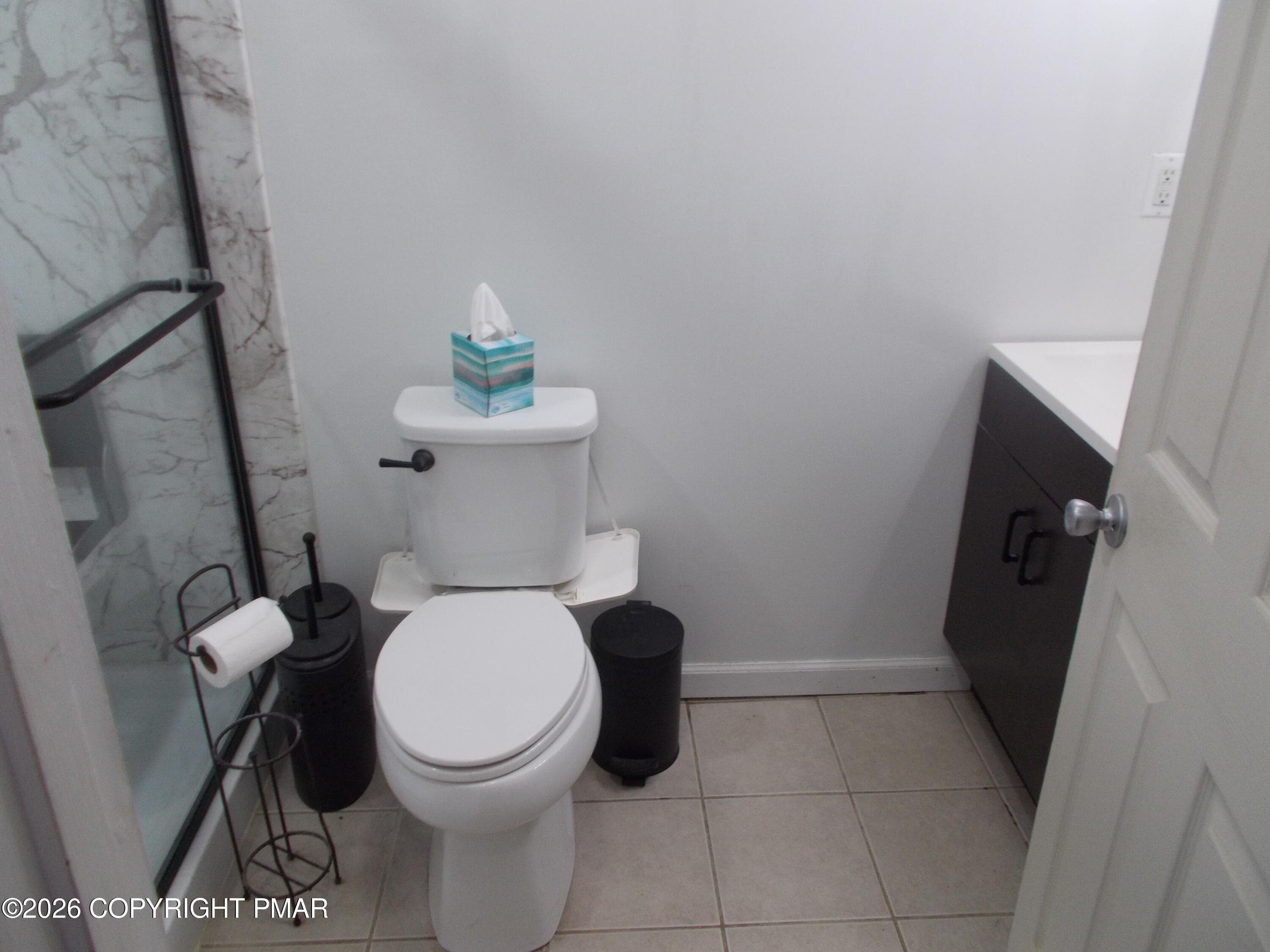bath - 614 Buckle Boot Road, Henryville, PA 18332, Henryville