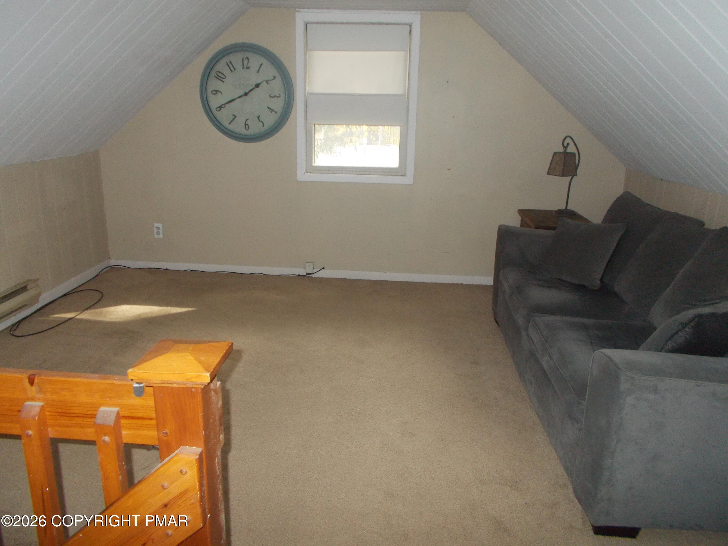 loft - 614 Buckle Boot Road, Henryville, PA 18332, Henryville