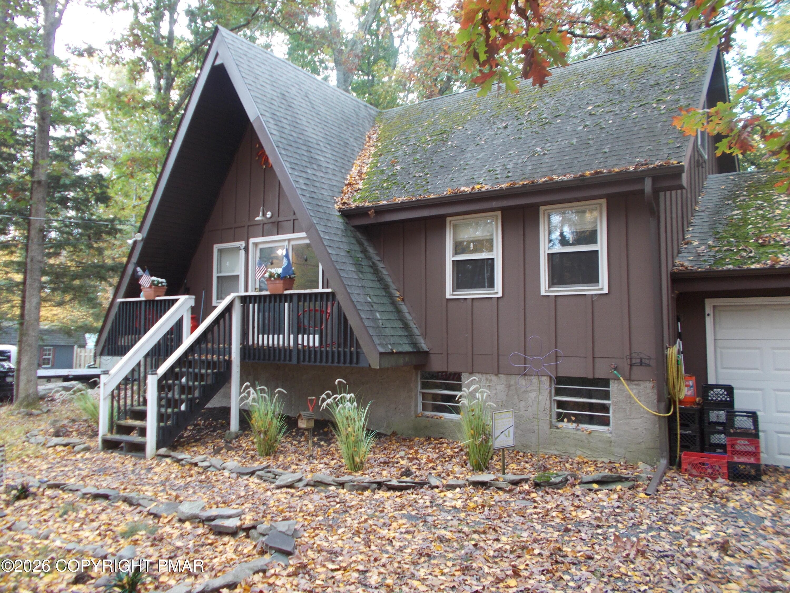 614 Buckle Boot Road, Henryville, PA 18332