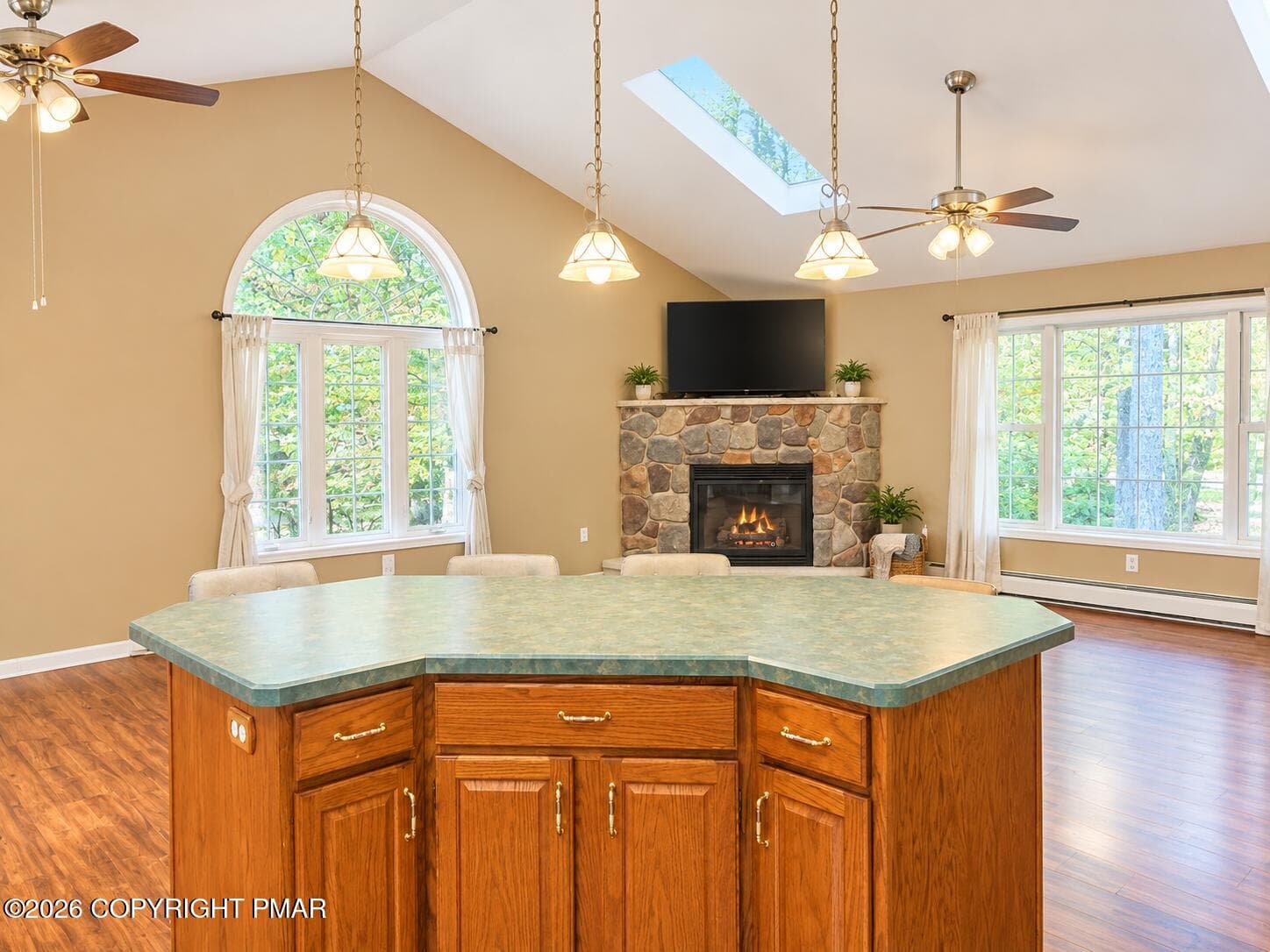 file_00000000eeac81f588017ef26c139f8b - 6164 Starlight Court, Swiftwater, PA 18370
